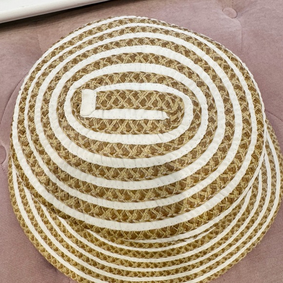 Eric Javits Beige and White Striped Hat - Picture 2 of 6
